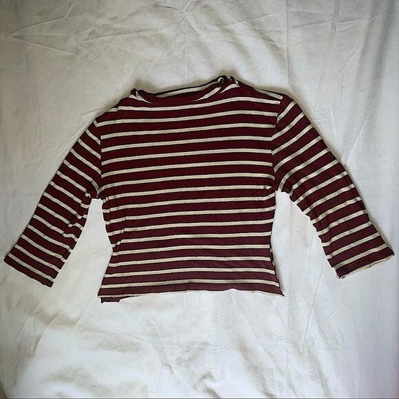 Charlotte Russe Striped Quarter Length T-shirt - Picture 2 of 5
